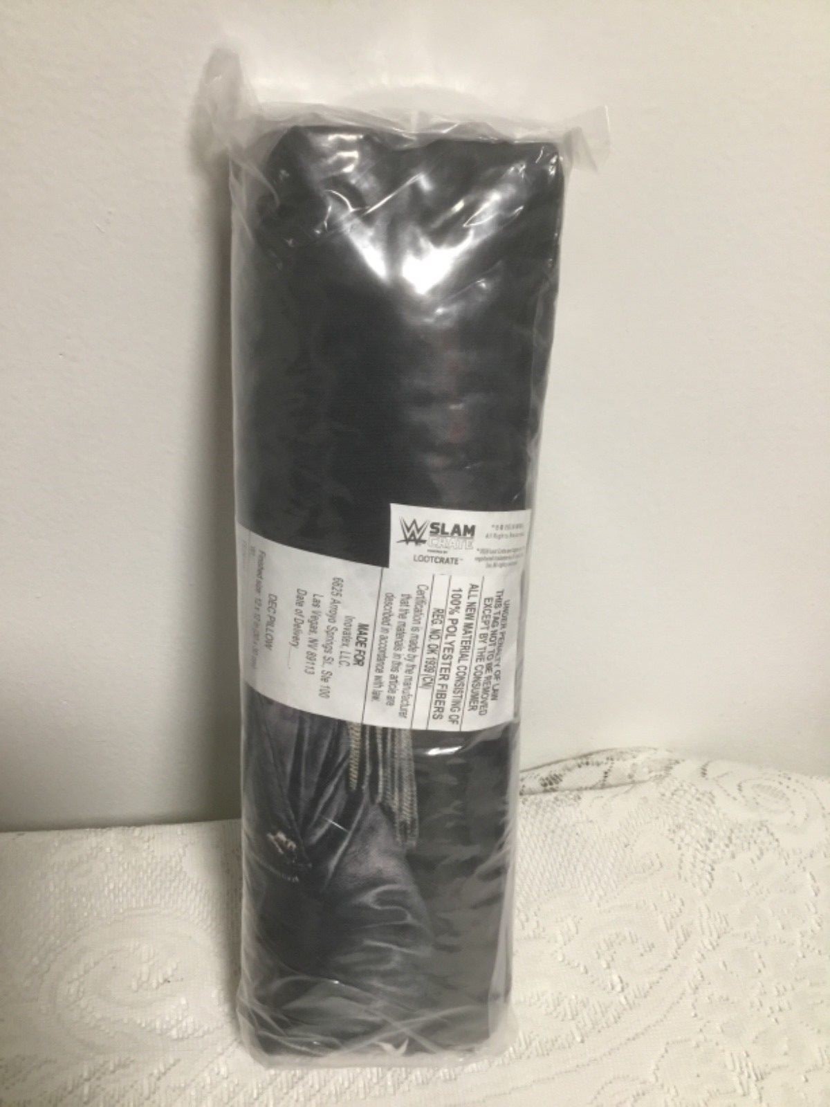 BRET HART VS SHAWN MICHAELS WWE PILLOW SLAM LOOT CRATE 2018 EXCLUSIVE NEW