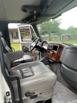 image 10 of interior