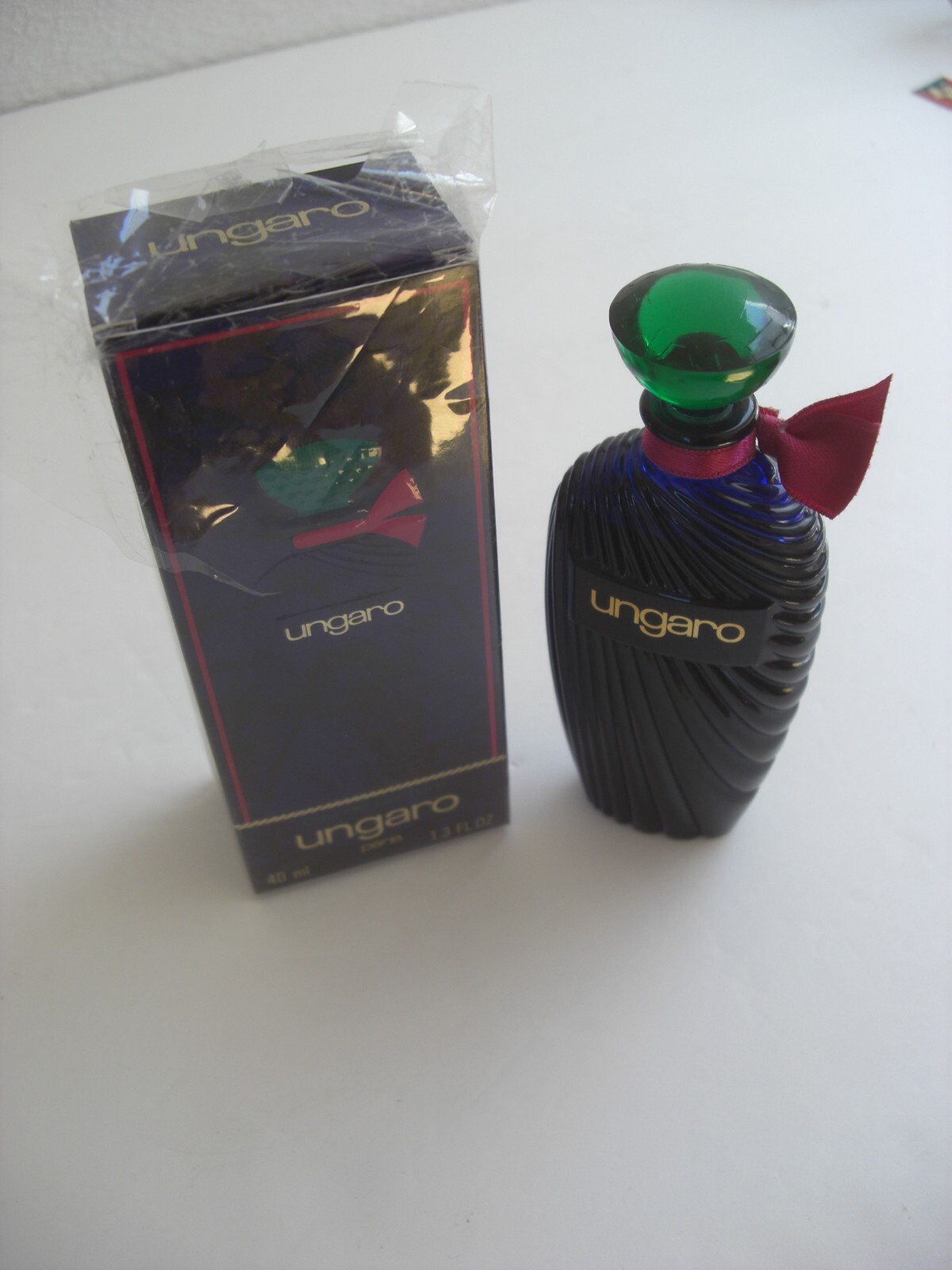 希少 UNGARO PARFUMS ウンガロ オードトワレ 40ml 香水セット 希少 UNGARO PARFUMS ウンガロ オードトワレ 40ml 香水セット