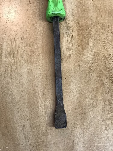 Snap On Tools Pry Bar SPB12A Green Hard Handle