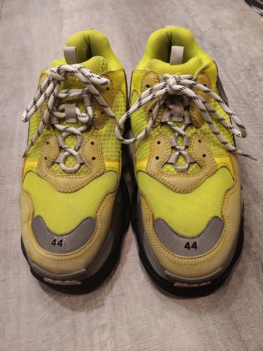 BALENCIAGA TripleS オールネオンイエロー ダッドスニーカー Balenciaga Track Runner Neon Yellow Sneaker Sz 9 (42) – The