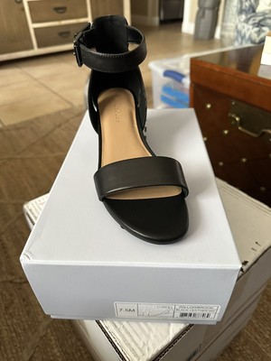 AEROSOLES Black Willowbrook Round Toe Wedge Buckle Leather Sandal, 7.5 #S69