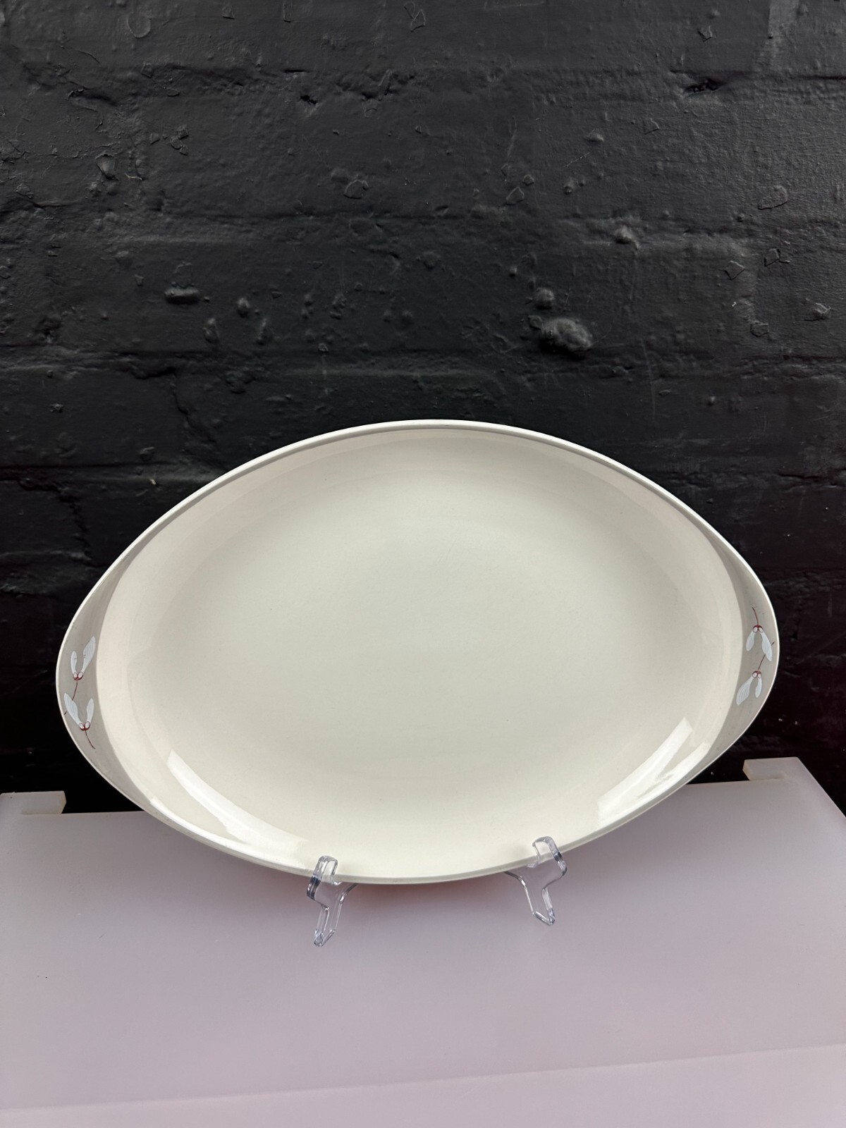 Royal Doulton Angel Wings D6451 Oval Carving Serving Platter 14.75" x 10.25"