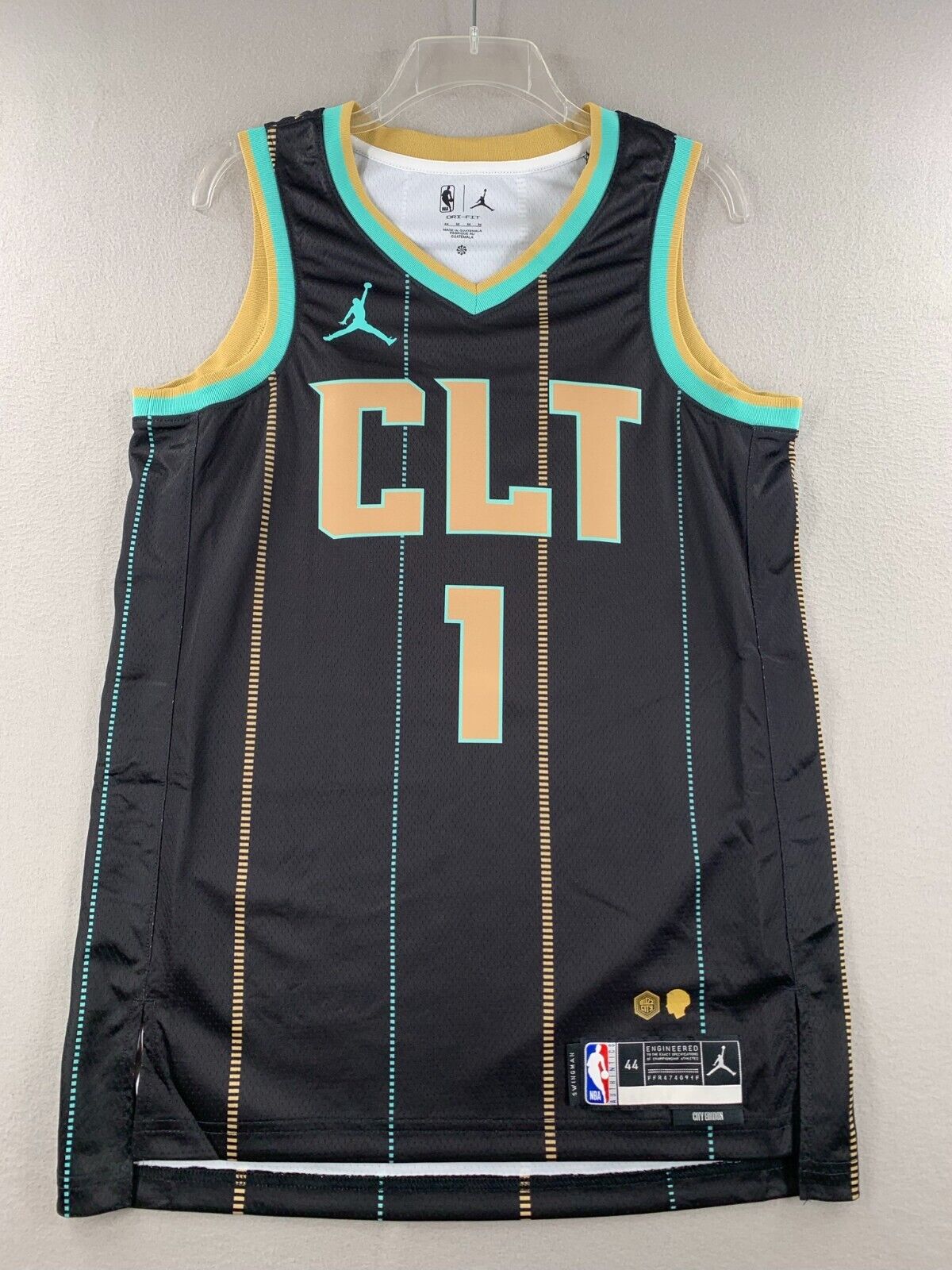 CHARLOTTE HORNETS ユニフォーム　タンクトップ　BALL選手 シャーロット ホーネッツ ジョーダン MVP セレクト シリーズ