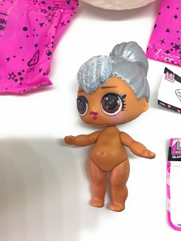lol surprise glam glitter kitty queen