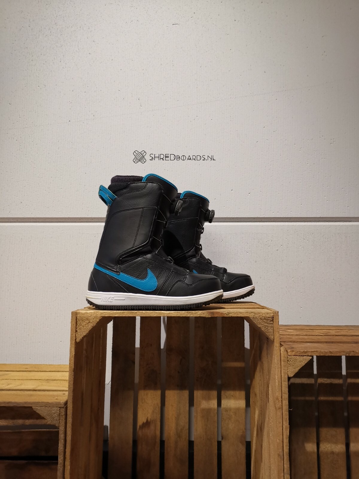 Купить nike vapen snowboard boots 