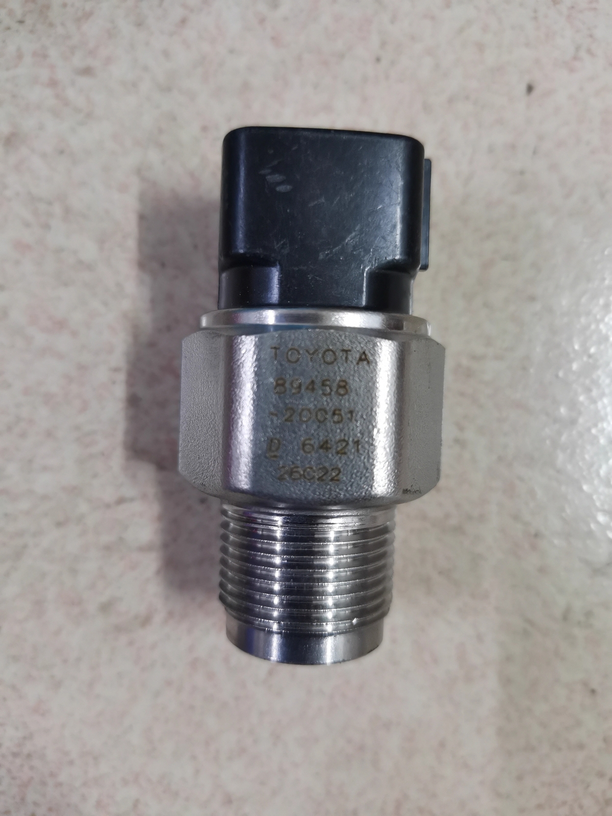 1Pcs New pressure sensor 1GD 2GD common rail pressure sensor 89458