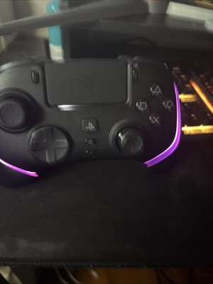 値下げ　不可　Razer レイザー RZ06-04710100-R3A1 Razer RZ06-04710100-R3U1 Wolverine V2 Pro Wireless Gaming