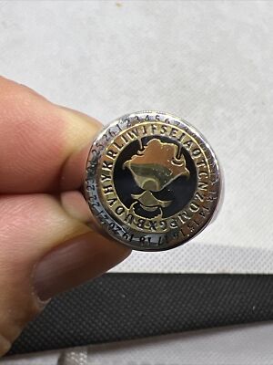 Toy - Gomez The Roach - MEZCO Ring Size 11 1/2