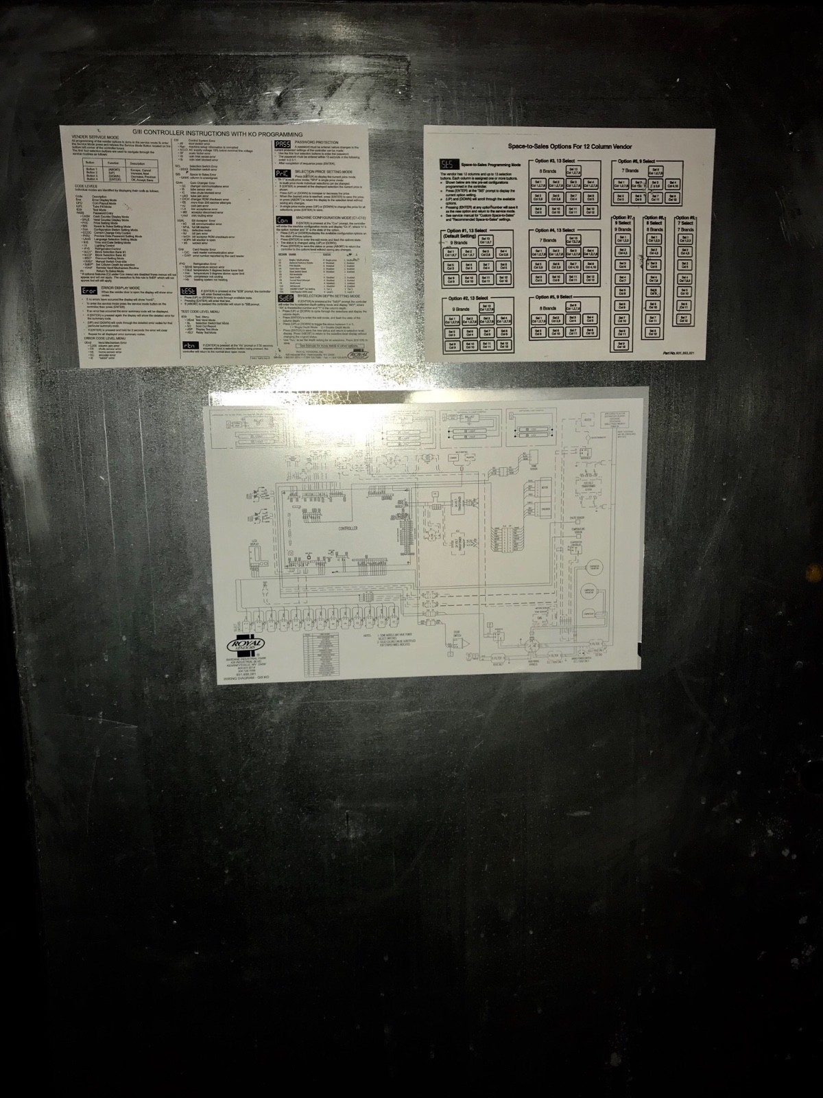 Royal Vendors Coca-Cola machine