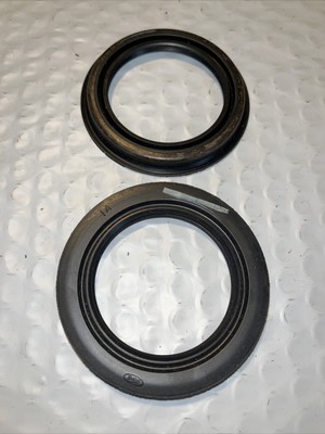 Genuine Ford C6AZ-1190-A (Pair of) Retainer Asy (seal)  - FREE SHIPPING