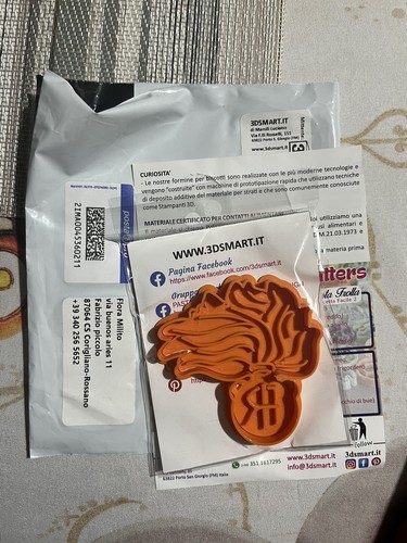 Foto dell'oggetto di un acquirente verificato