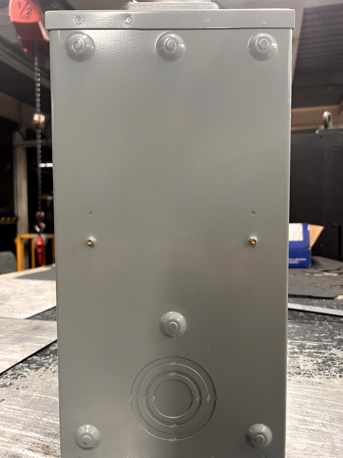 Milbank 100amp 1 Meter Socket, w/ GE/ABB brkr, RL, 1PH, Over, Nema3R, 17"x8"x5"