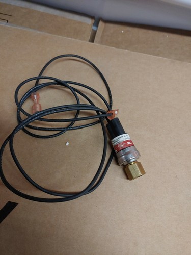 csozneさま専用　Switch SENSATA PS80-06-F0022 AUTOMATIC RESET PRESSURE SWITCHES P.S