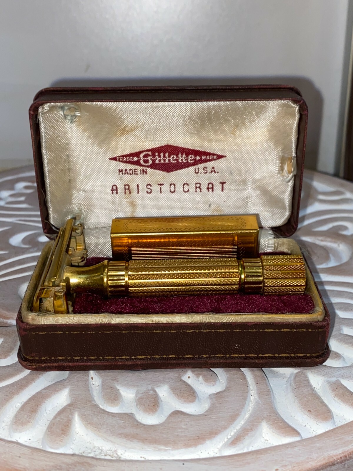 ヴィンテージ GILLETTE ARISTOCRAT 1964 1103 Gillette Gold Aristocrat Adjustable Razor, Cased, 1964