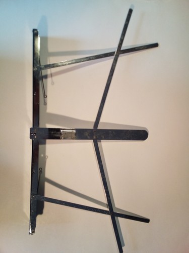 The Hamilton No. 400-N Foldable Music Stand