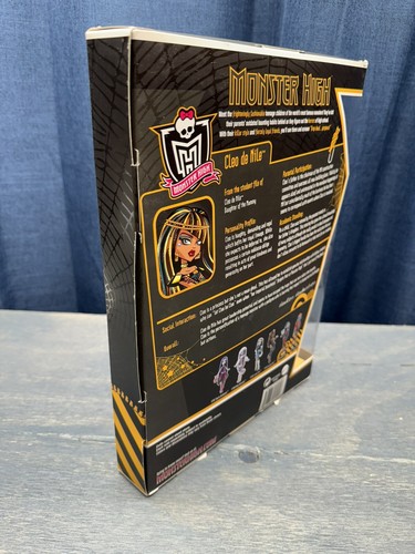 Monster High Cleo De Nile 2010 Mattel School Out Brand New In Box Rare!