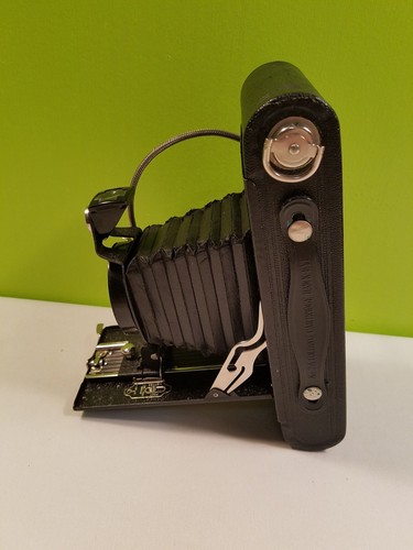 EASTMAN KODAK 2A FOLDING CAMERA MODEL B VINTAGE CAMERA PHOTOGRAPHY OLD SCHOO