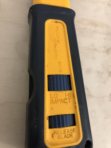 Fluke Networks D914S Impact Punch Down Tool with blade