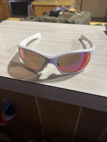 Oakley Pit Bull Polarized Sunglasses OO9161-07 Matte White Oakley Pit Bull Polarized Sunglasses OO9161-07 Matte White