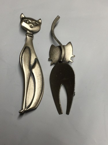 2 Different  Vintage Beaucraft And Danecraft Sterling Silver Cat Pins Brooches