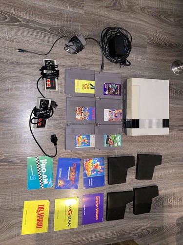 NES Nintendo Entertainment System Spielkonsole 6 Spiele 2 Controller Kabel