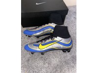 r9 nike mercurial vapor