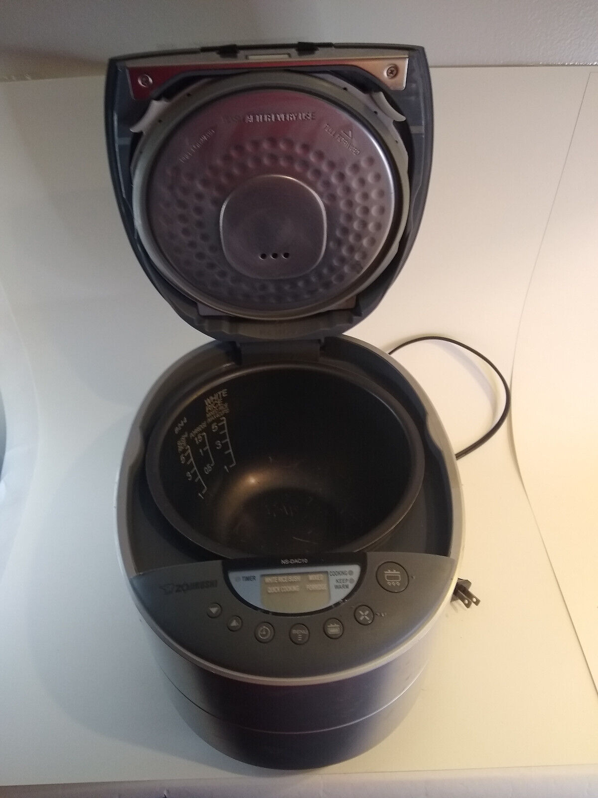 Zojirushi Zutton Neuro Fuzzy Rice Cooker NS-DAC10, 5.5-Cup Grey | eBay Zojirushi Zutton Neuro Fuzzy Rice Cooker NS-DAC10, 5.5-Cup Grey | eBay