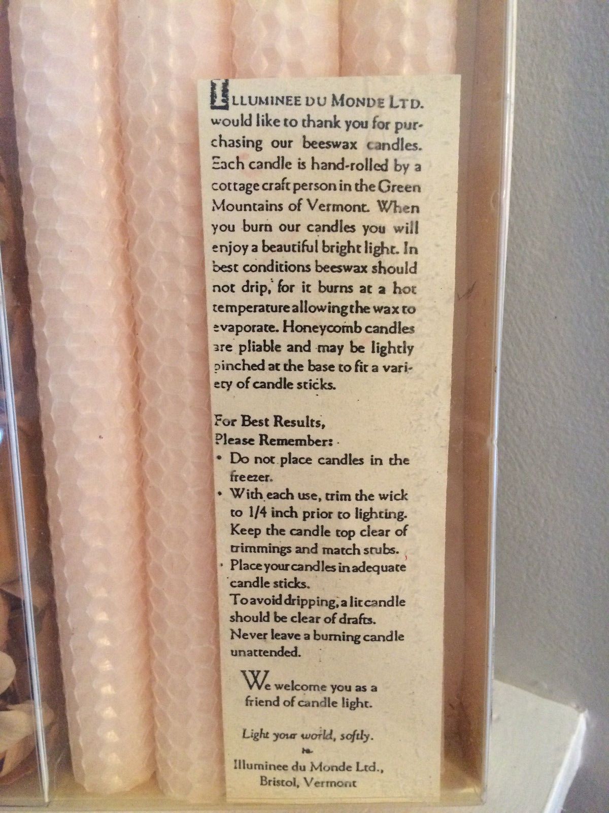 Illuminee du Monde-4 Candlestick Candles-Hand Rolled in Vermont-Beeswax-Pink