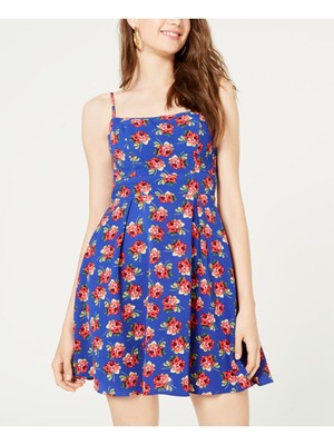 

Женское платье-футляр с вырезом лодочкой выше колена B DARLIN для юниоров, Синий