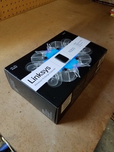 Linksys N300 Wireless-N Range Extender - RE1000