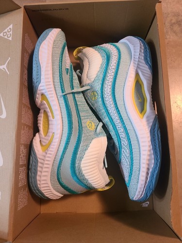27cm　ナイキ　メンズ バスケットボールシューズ　DV2757　コズミック Amazon.com | Nike Cosmic Unity 3 Mens Basketball Trainers