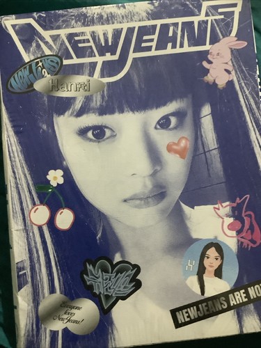 【新品未開封】New Jeans ヘリン♡1st EP　BLUE BOOK NewJeans - New Jeans 1st EP (Bluebook ver.)