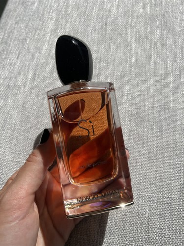 SI GIORGIO ARMANI AUTHENTIC WOMEN EAU DE PARFUM SPRAY 3.4 OZ SI GIORGIO ARMANI AUTHENTIC WOMEN EAU DE PARFUM SPRAY 3.4 OZ