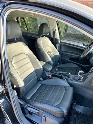 image 11 of interior