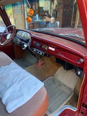 image 4 of interior