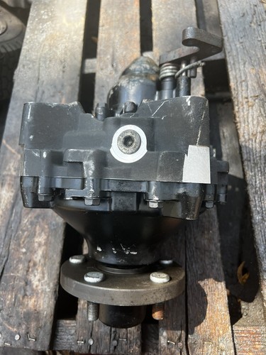 Exmark Lazer Z LH Hydro Motor 126-8133 ; LZS88CDYM96RW0 | eBay
