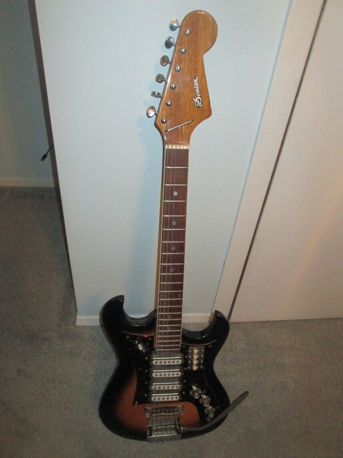 1960's Demian  Teisco ET-440 MIJ 4 Pickup Solid Body Electric Guitar Sunburst
