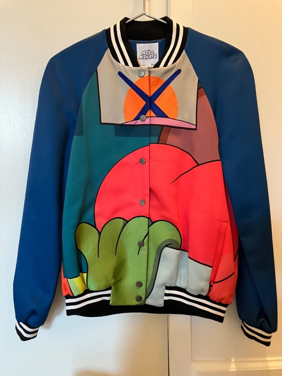 KAWS X Mira Mikati Jacket Kaws Size 40 NDS | eBay KAWS X Mira Mikati Jacket Kaws Size 40 NDS | eBay