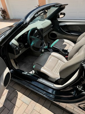 image 13 of interior