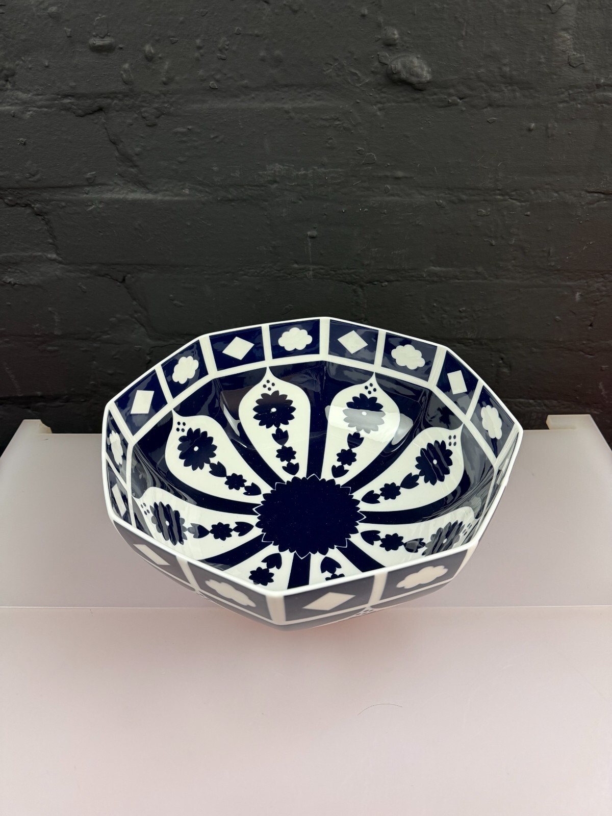 Royal Crown Derby Unfinished Imari 1128 Large Octagonal Fruit Serving Bowl 29 cm