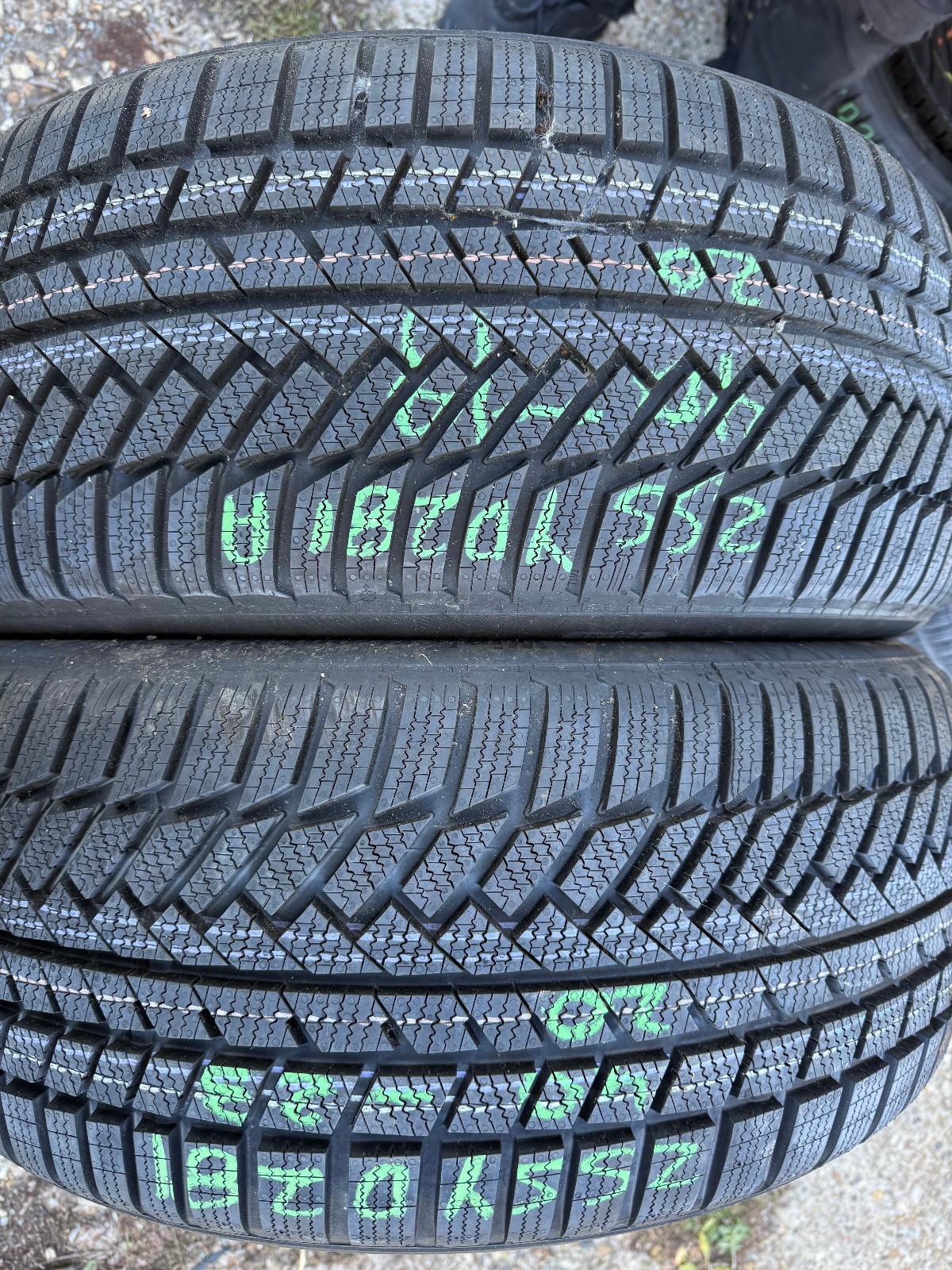 New 255 40 20 Continental Winter Ts850, M+S, XL, 101w, x1 Tyre (F1_tyres) YD281