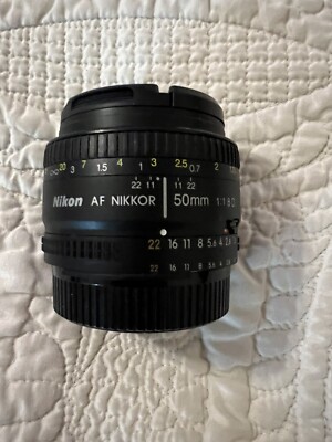 Nikon AF FX NIKKOR 50mm F/1.8D Lens for Nikon DSLR Cameras