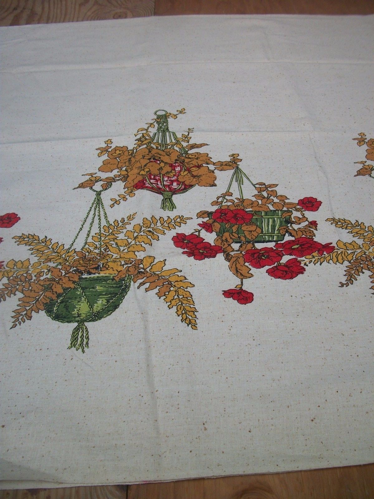 Border Material Hanging Flower Baskets 2.3 yard Vintage 1970s Kitchen MT146