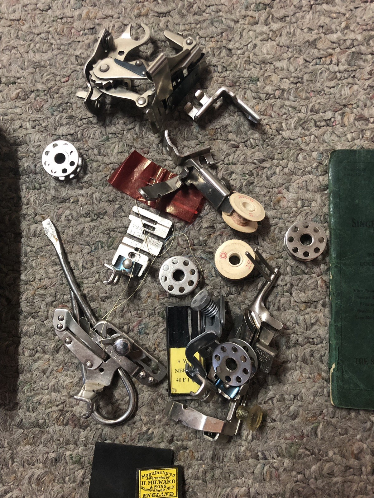 singer featherweight sewing machine