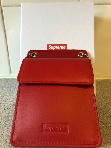 Supreme Leather ID Holder + Wallet FW18 BNIB Totally Dead Supreme Leather ID Holder + Wallet FW18 BNIB Totally Dead