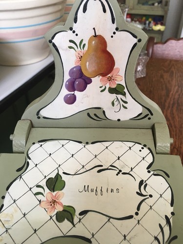 Handmade wooden box, Muffins,floral, Lid Dated 1989