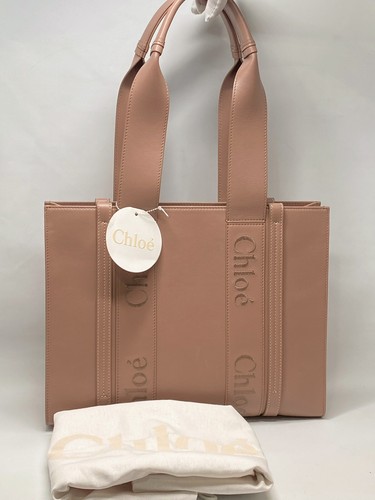 ◆◆VIP◆◆ CHLOE MEDIUM WOODY TOTE BAG Medium Woody Tote Bag | Classic Design for Effortless Style