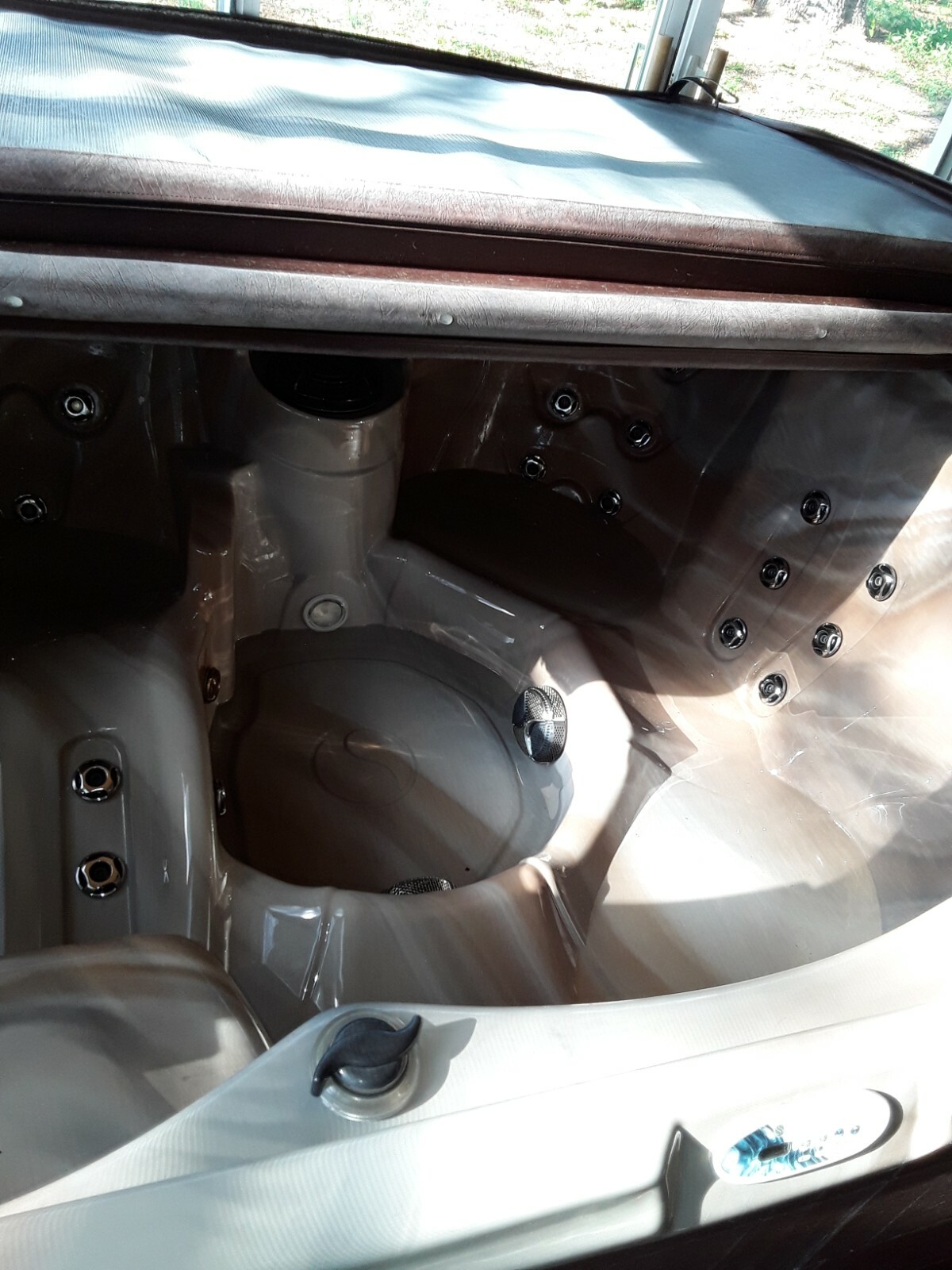 4 seater and lounger hot tub