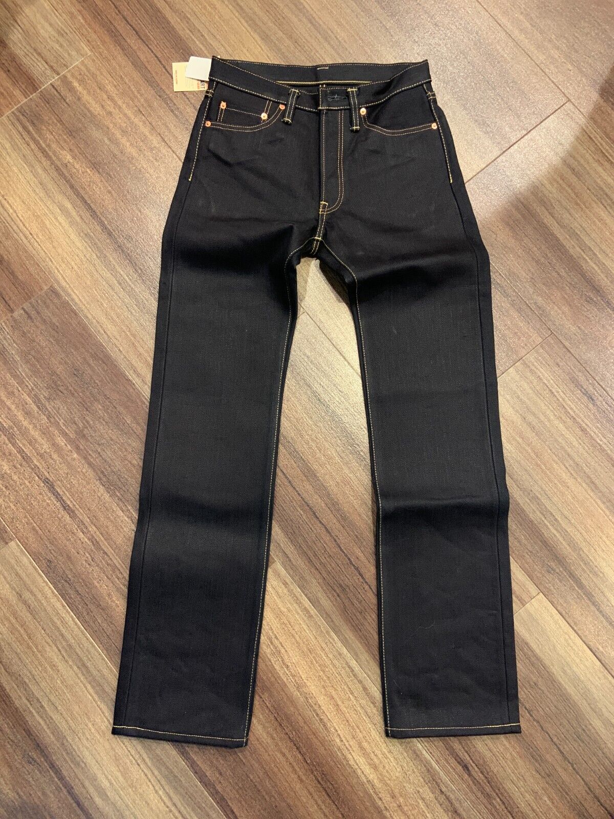 Iron Heart IH-634-XHSib 25oz Selvedge Denim Straight Cut Iron Heart IH-634-XHSib 25oz Selvedge Denim Straight Cut